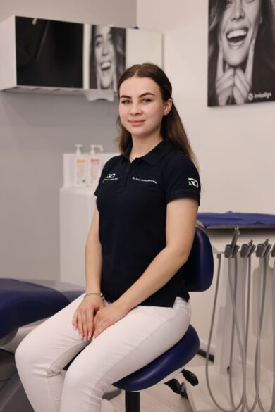 Ірина Надкернична - медсестра стоматології Respect Dental в Івано-Франківську